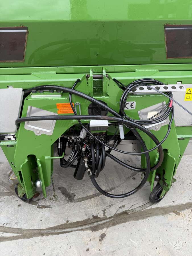 Amazone ZA-M 3000 ultra, spreaders