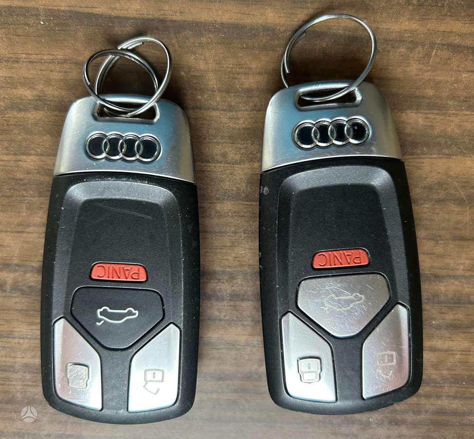Audi Q5, 2.0 l., Минивэн