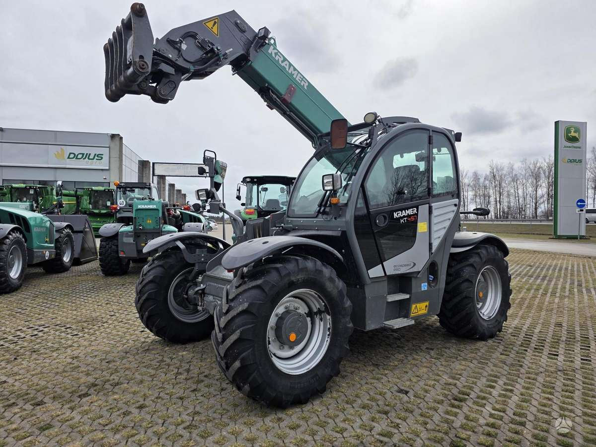 Kramer KT457, self-propelled loaders