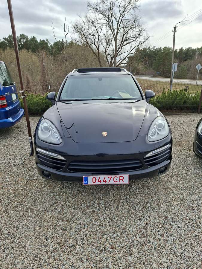 Porsche Cayenne - 3