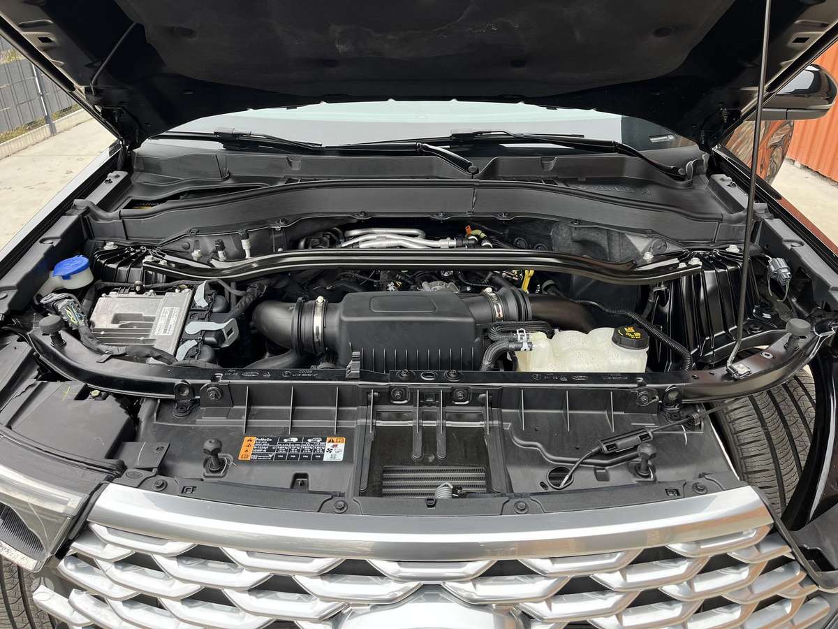 Ford Explorer, 3.0 l., off-road / crossover