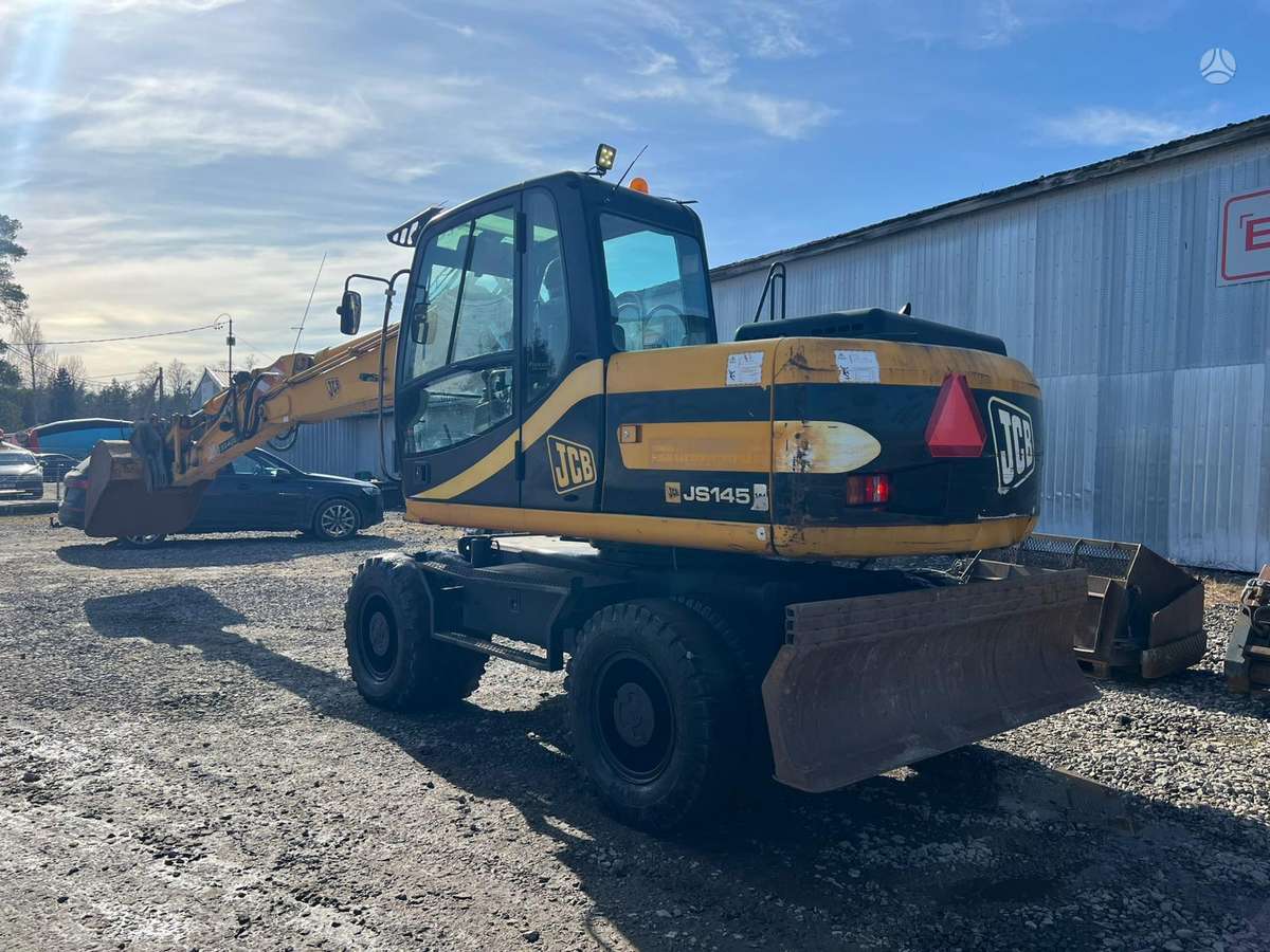JCB JS 145W, excavator