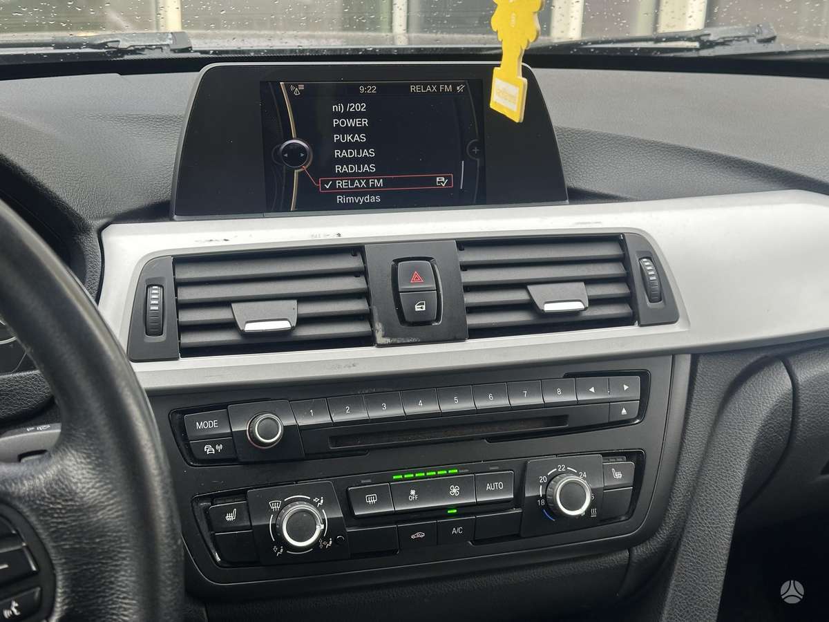 BMW 320, 2.0 l., universalas