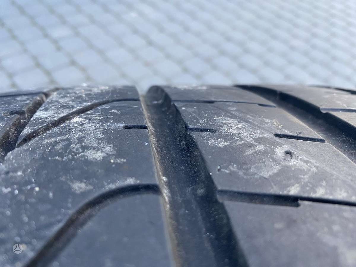 Pirelli P zero, vasaras 305/30 R20