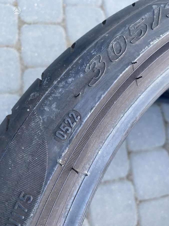 Pirelli P zero, vasaras 305/30 R20