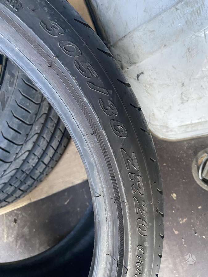 Pirelli P zero, vasaras 305/30 R20