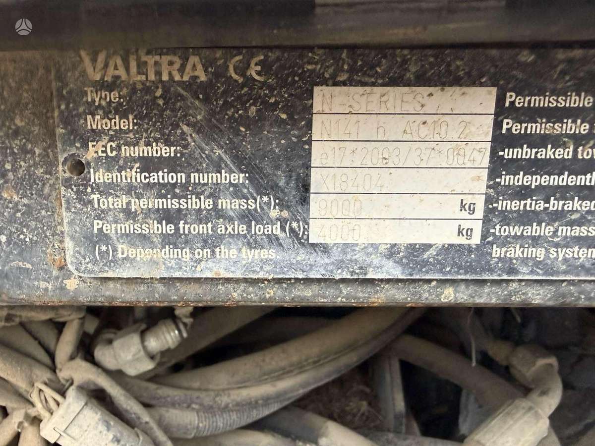 Valtra N141, tractors