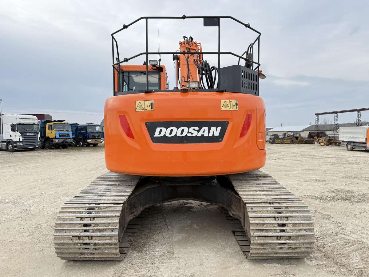 Doosan DX 235 LCR-5, ekskavatoriai