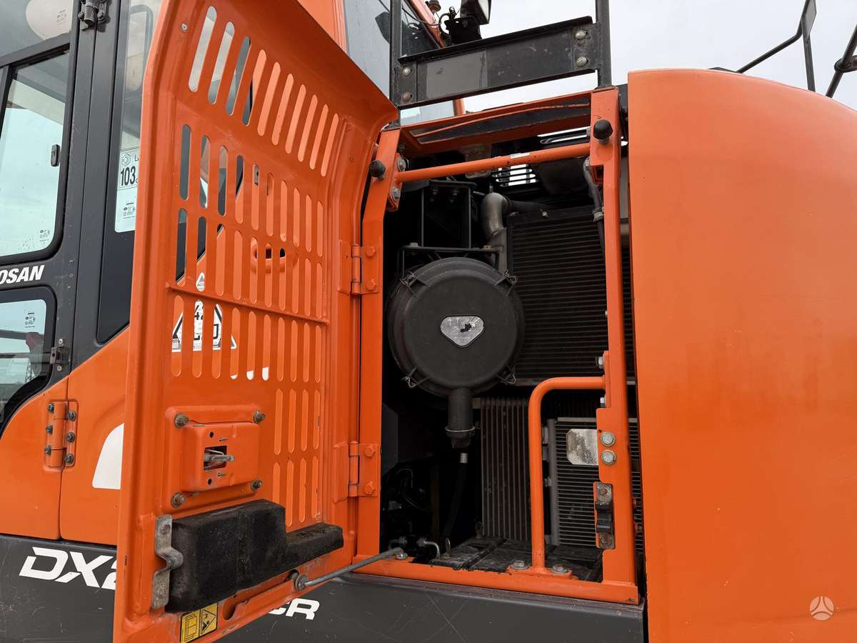 Doosan DX 235 LCR-5, ekskavatoriai