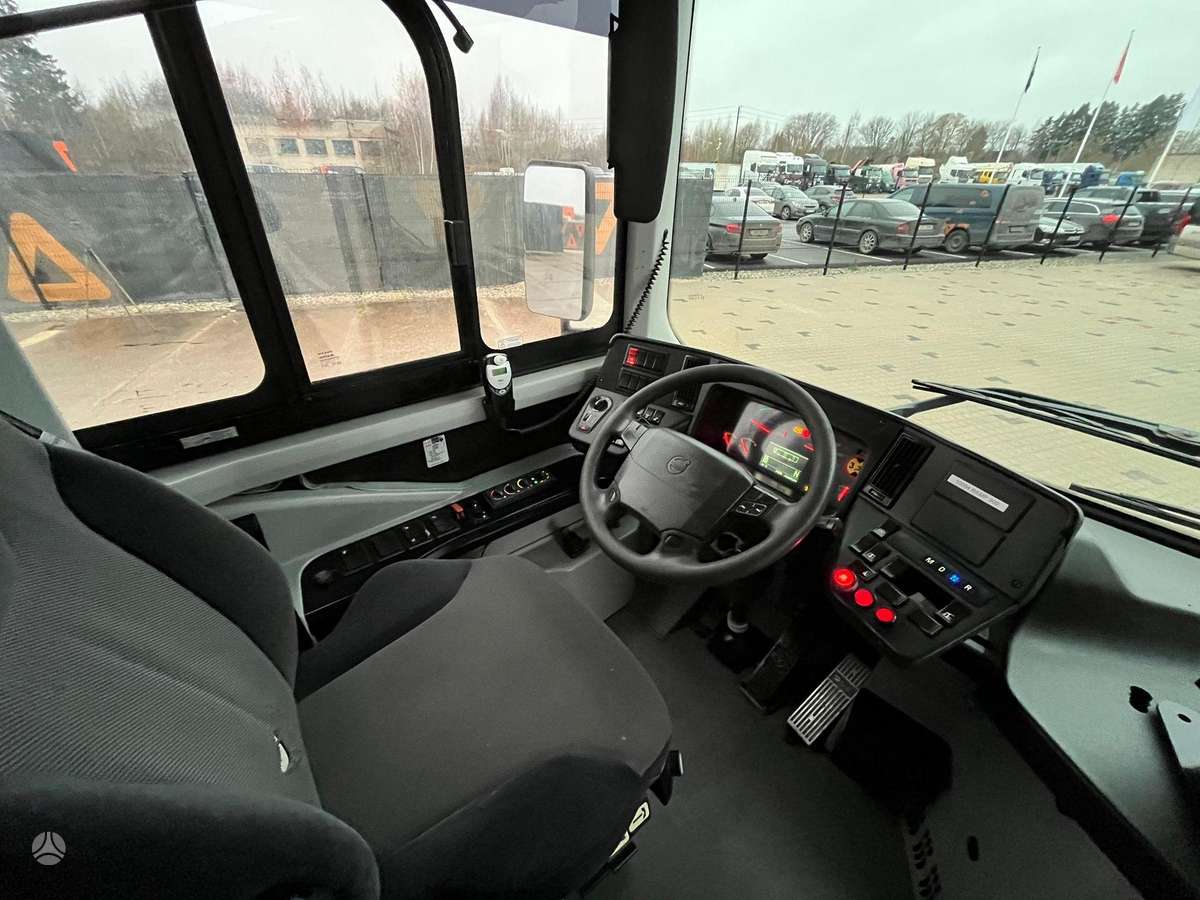 Volvo B8RLE 8900 6x2, городские