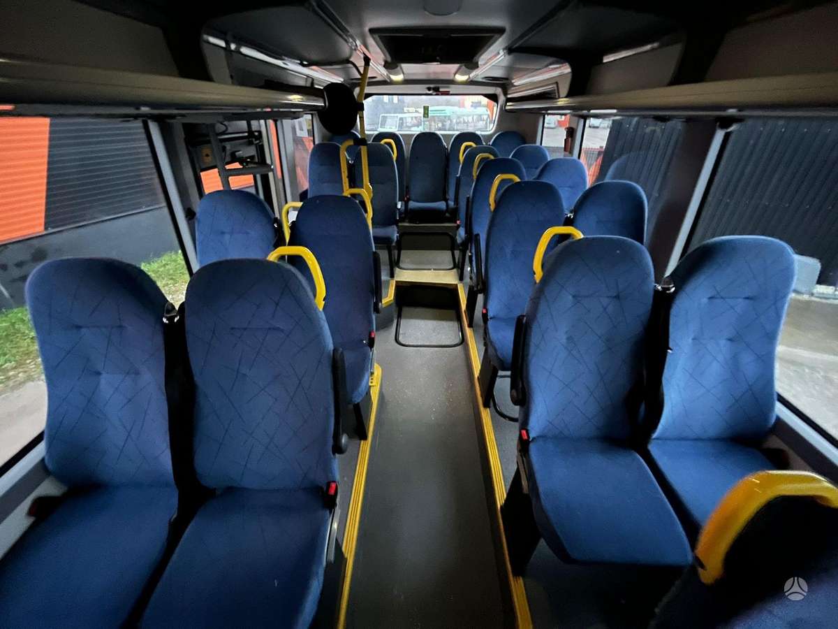 Volvo B8RLE 8900 6x2, miesto