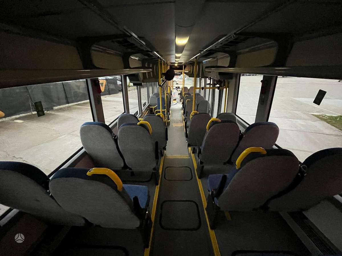 Volvo B8RLE 8900 6x2, city
