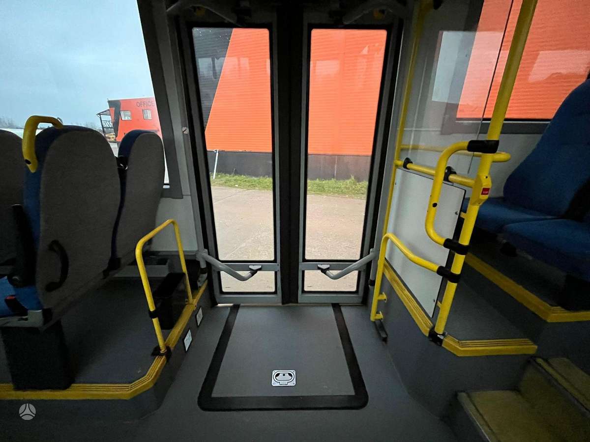 Volvo B8RLE 8900 6x2, miesto