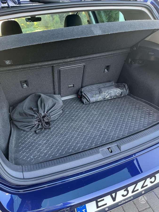 Volkswagen Golf, 36 kWh, hatchback