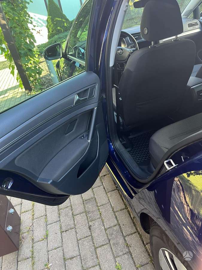 Volkswagen Golf, 36 kWh, hatchback