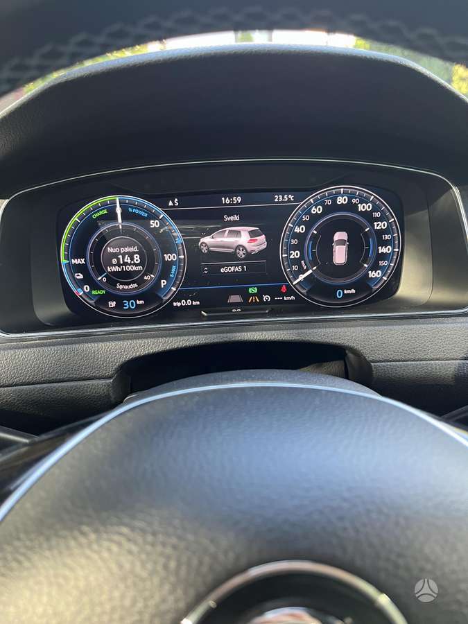 Volkswagen Golf, 36 kWh, hatchback