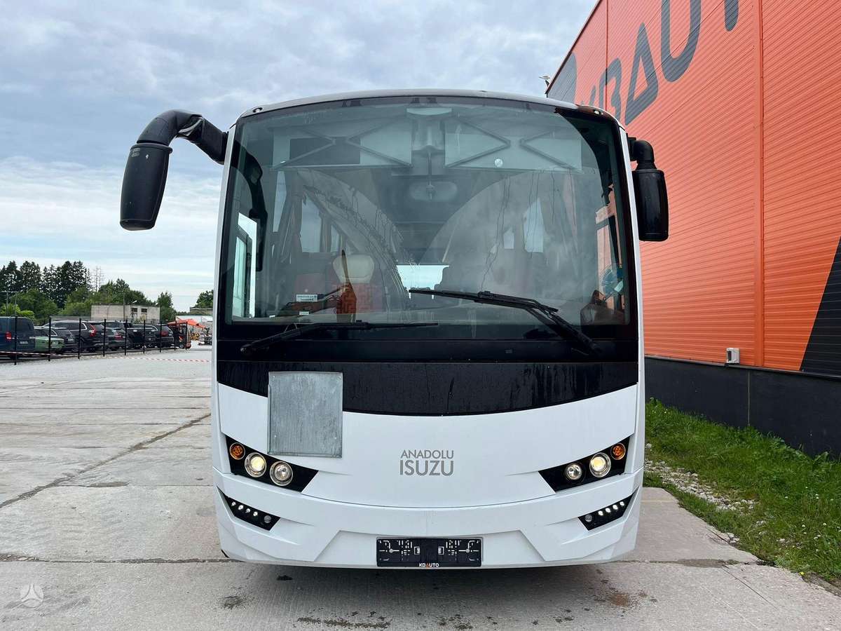 Isuzu Visigo 4x2, междугородние / пригородние