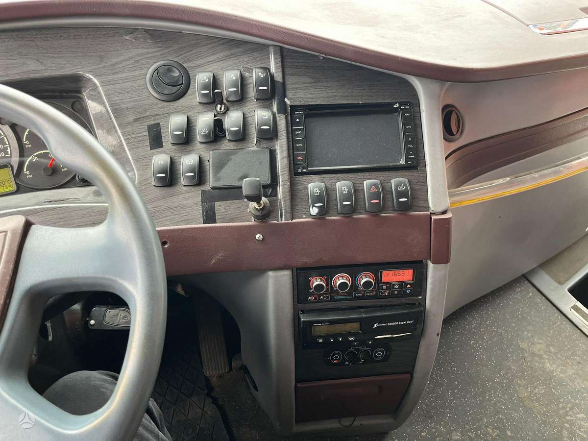 Isuzu Visigo 4x2, междугородние / пригородние