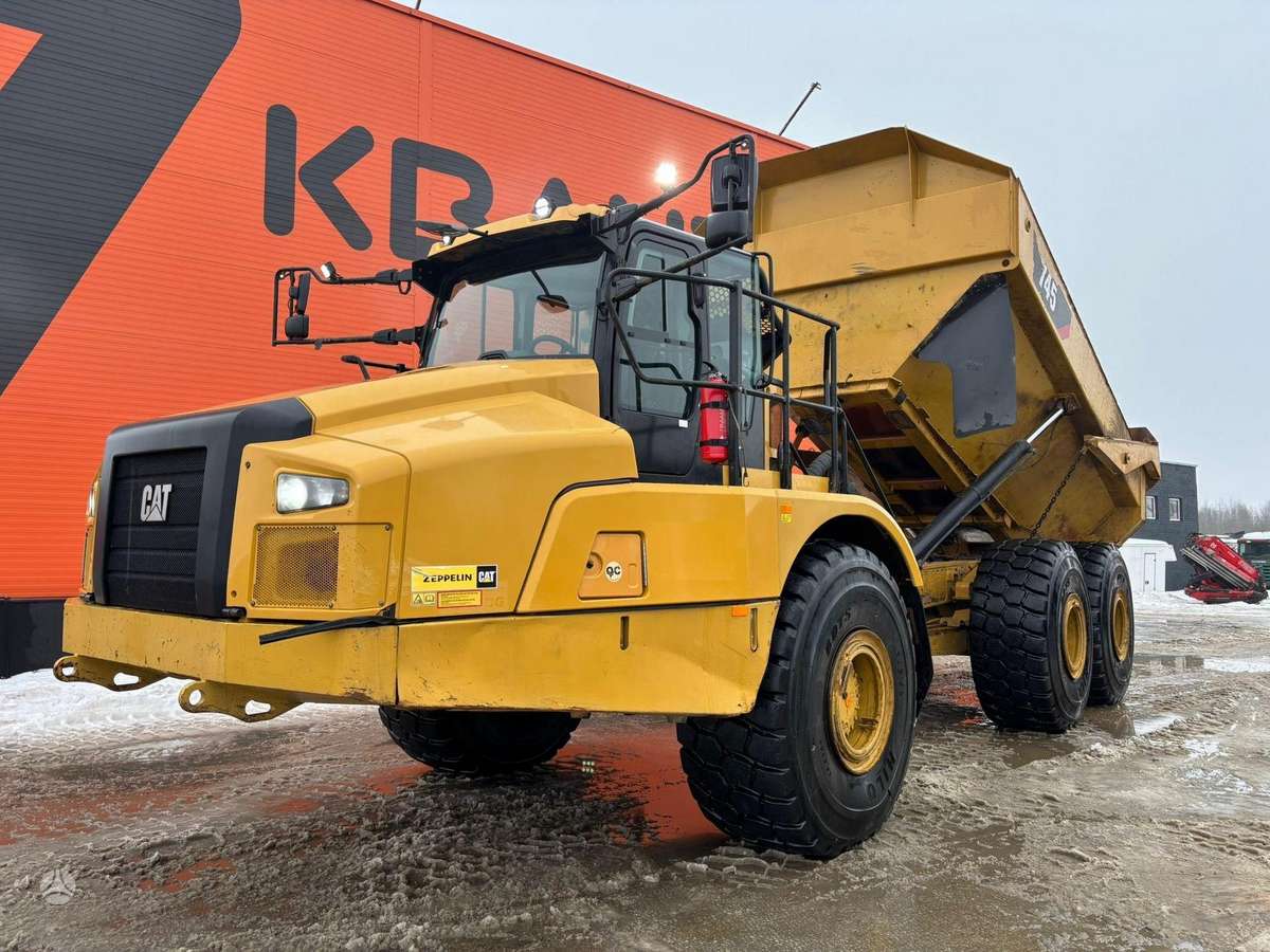 Caterpillar 745 6x6, самосвалы