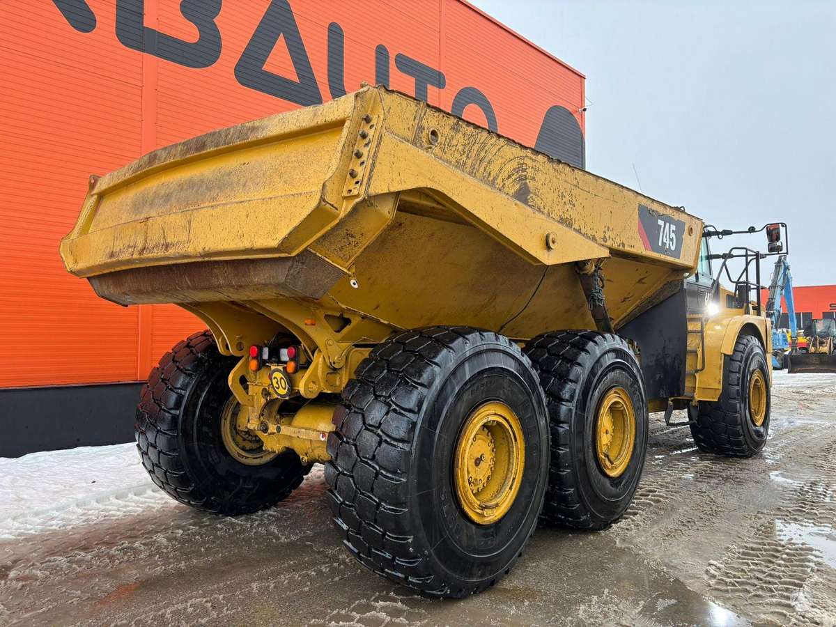 Caterpillar 745 6x6, dumpers / tippers