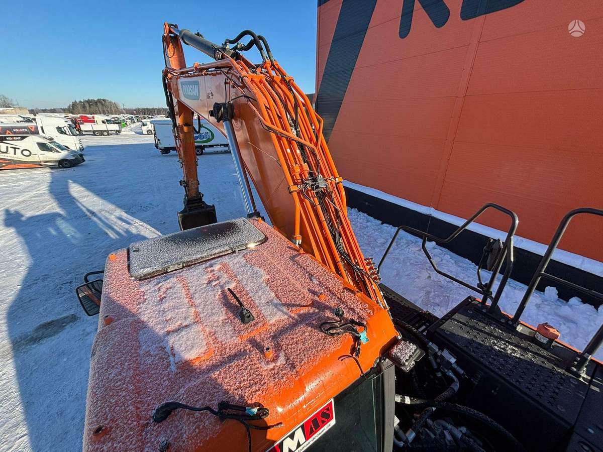 Doosan DX 255 LC-5, экскаваторы