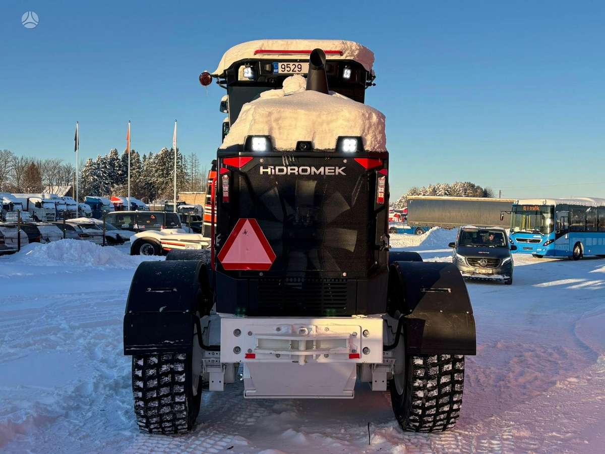 Hidromek HMK 600 MG, kita