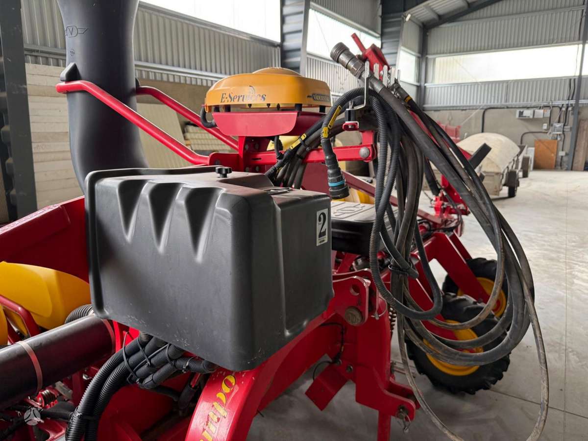 Vaderstad TEMPO R 5.4, сеялки, сажалки