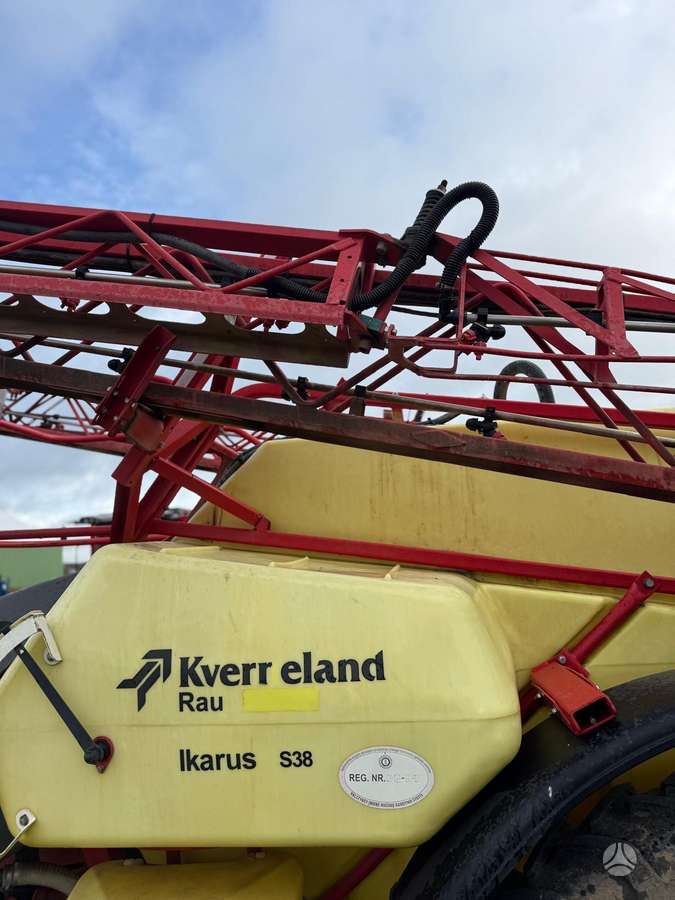 Kverneland IKARUS S38, разбрызгиватели