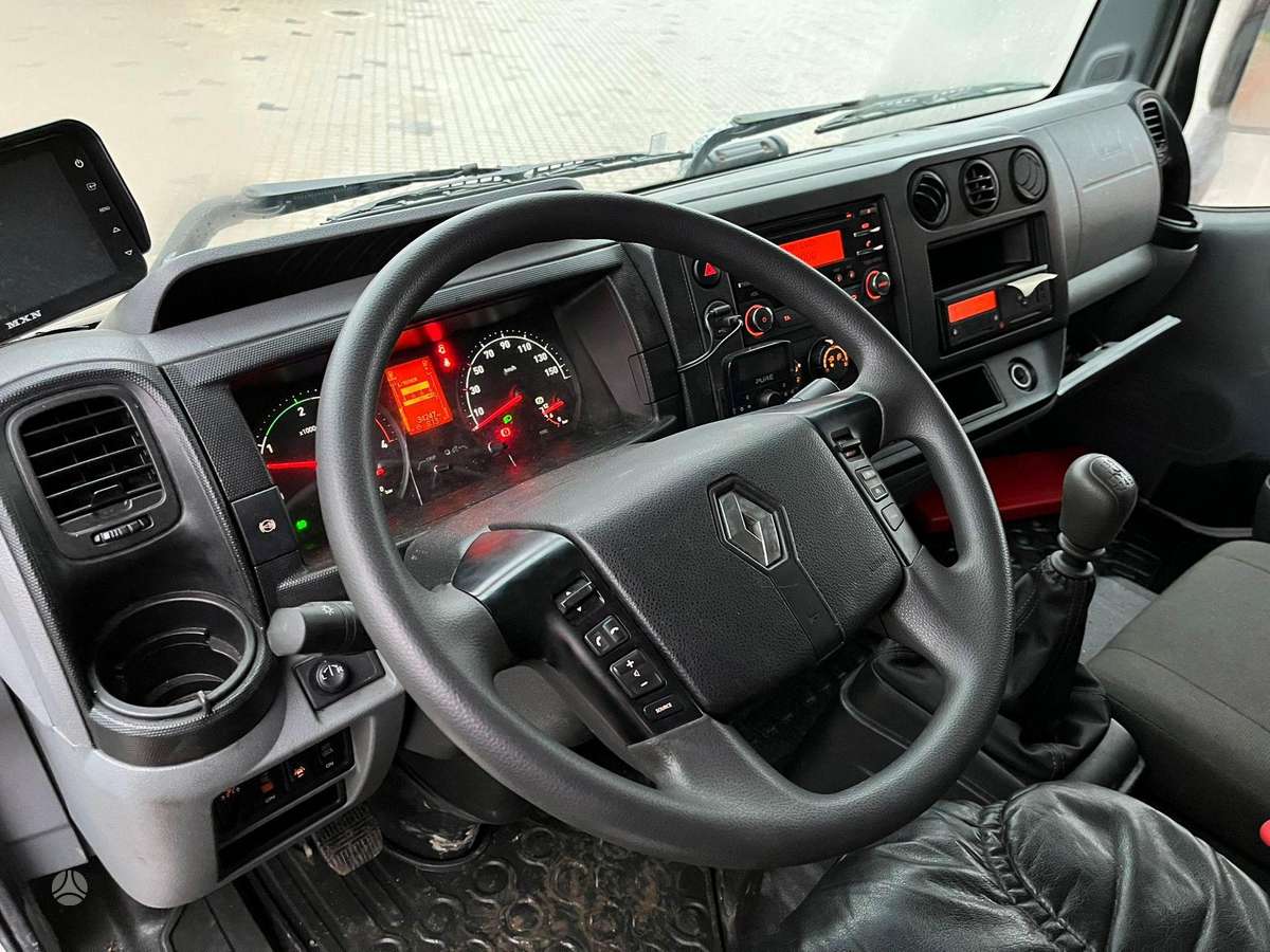 Renault D 7.5 4x2, box trucks / box vans