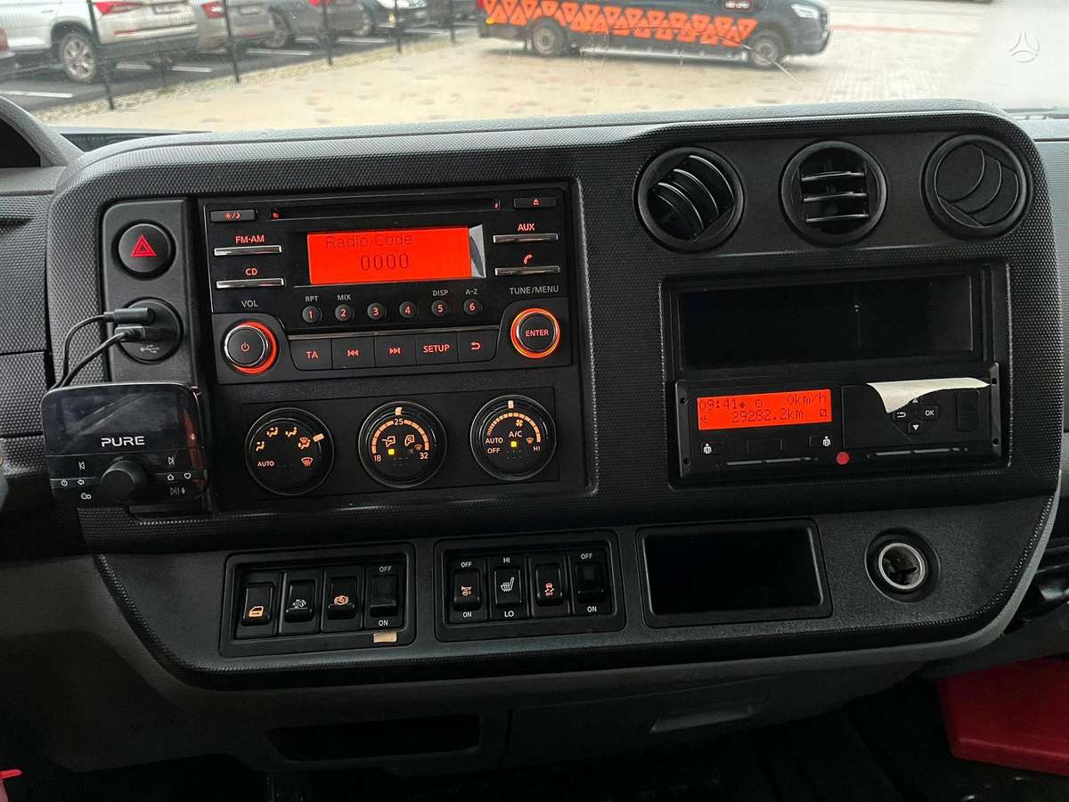 Renault D 7.5 4x2, box trucks / box vans