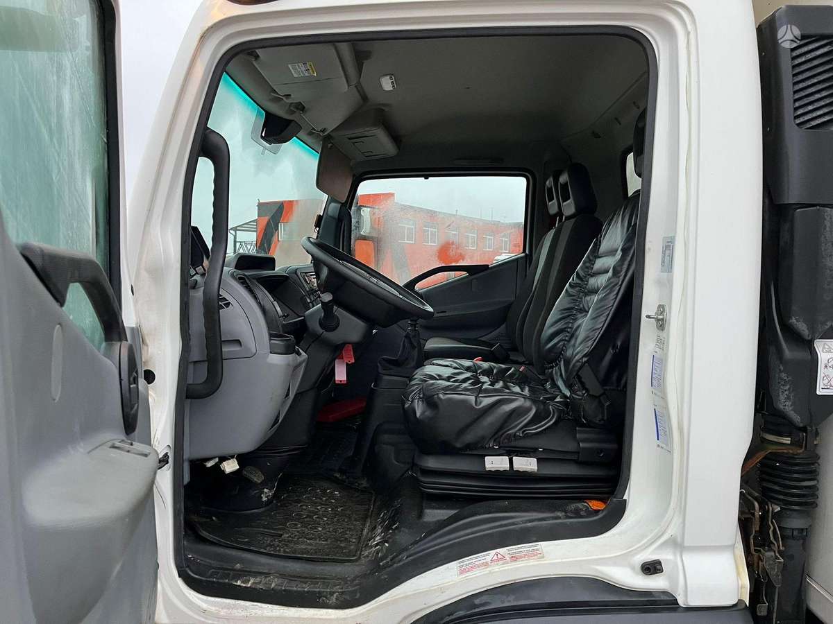 Renault D 7.5 4x2, kietašoniai