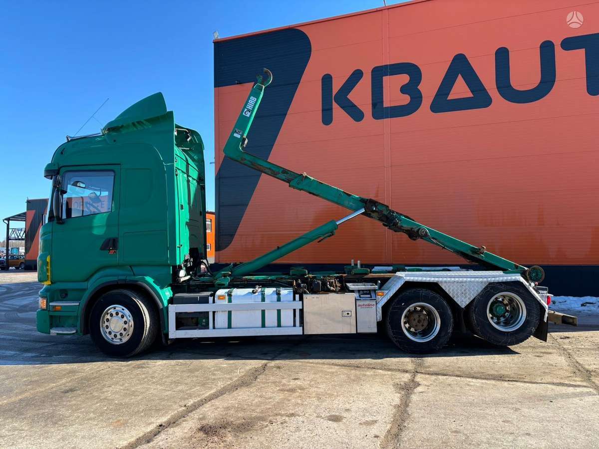 Scania R 560 6x2, hooklift trucks