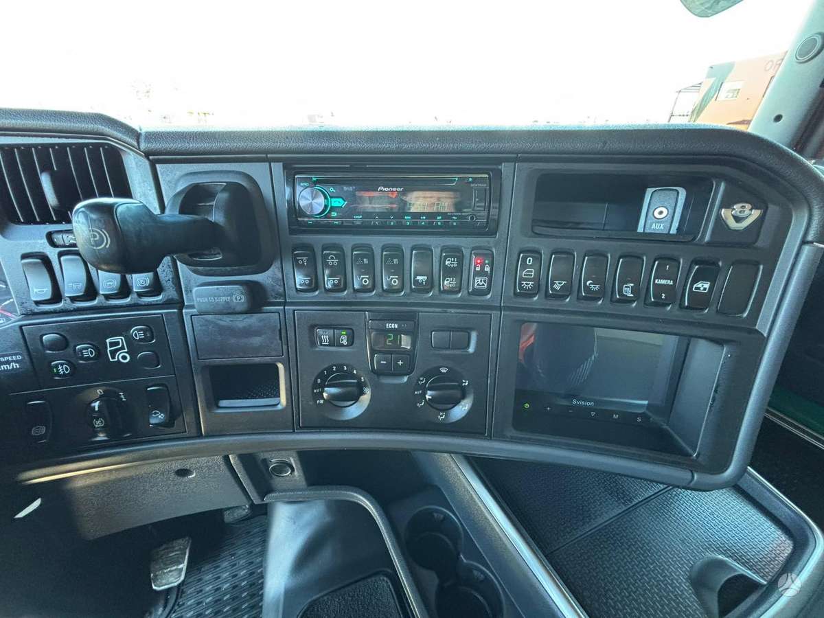 Scania R 560 6x2, hooklift trucks