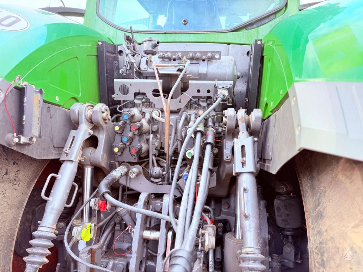 Fendt 1046, tractors