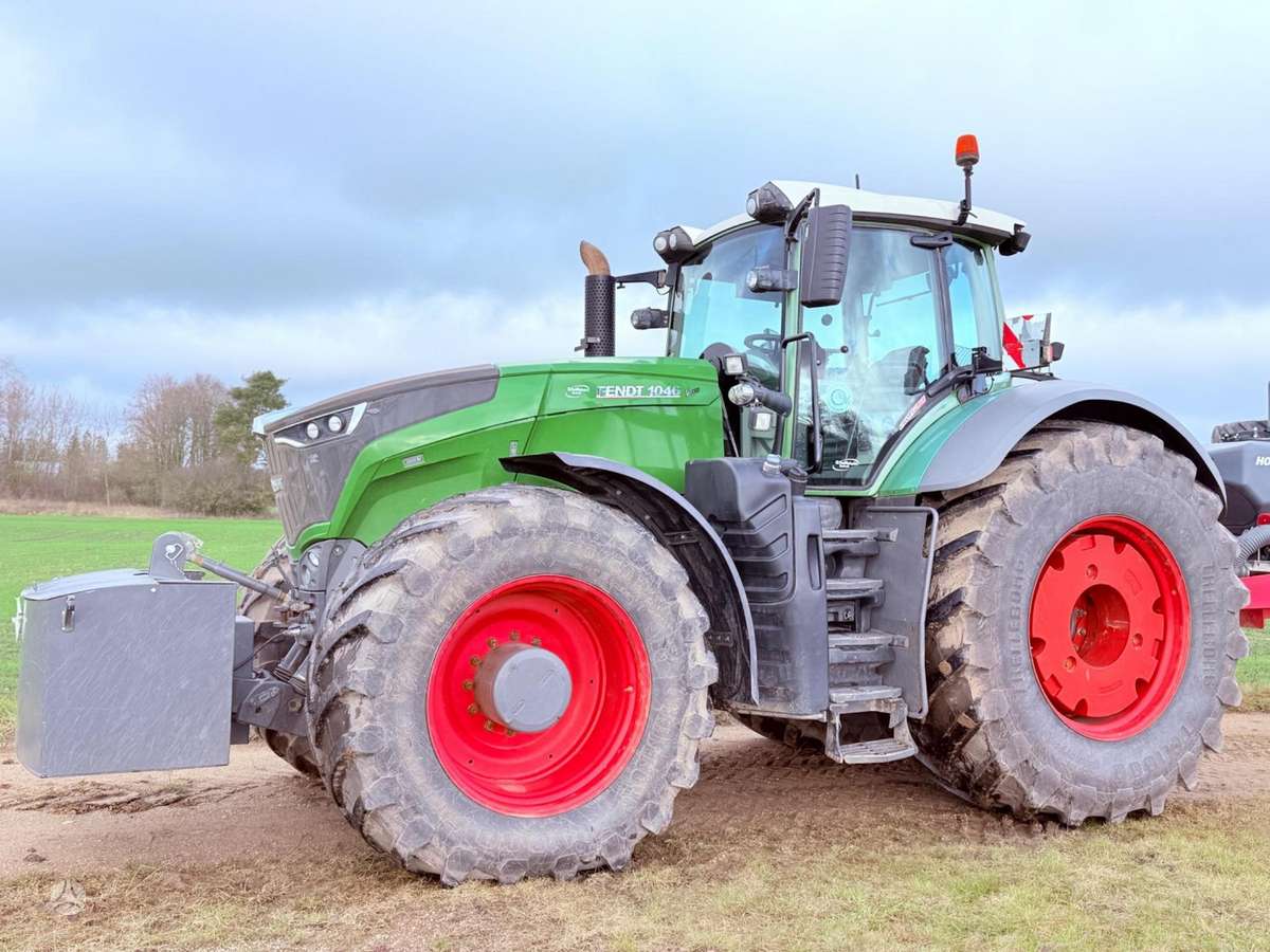Fendt 1046, tractors