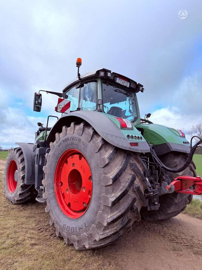 Fendt 1046, tractors