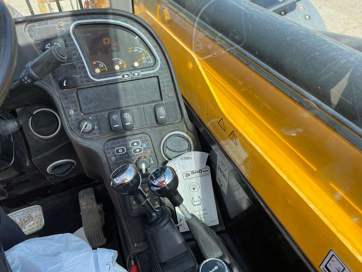 JCB 540-140, telescopic handler