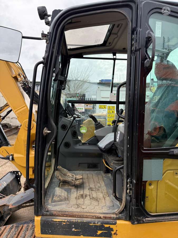 Caterpillar 308 CR, ekskavatoriai