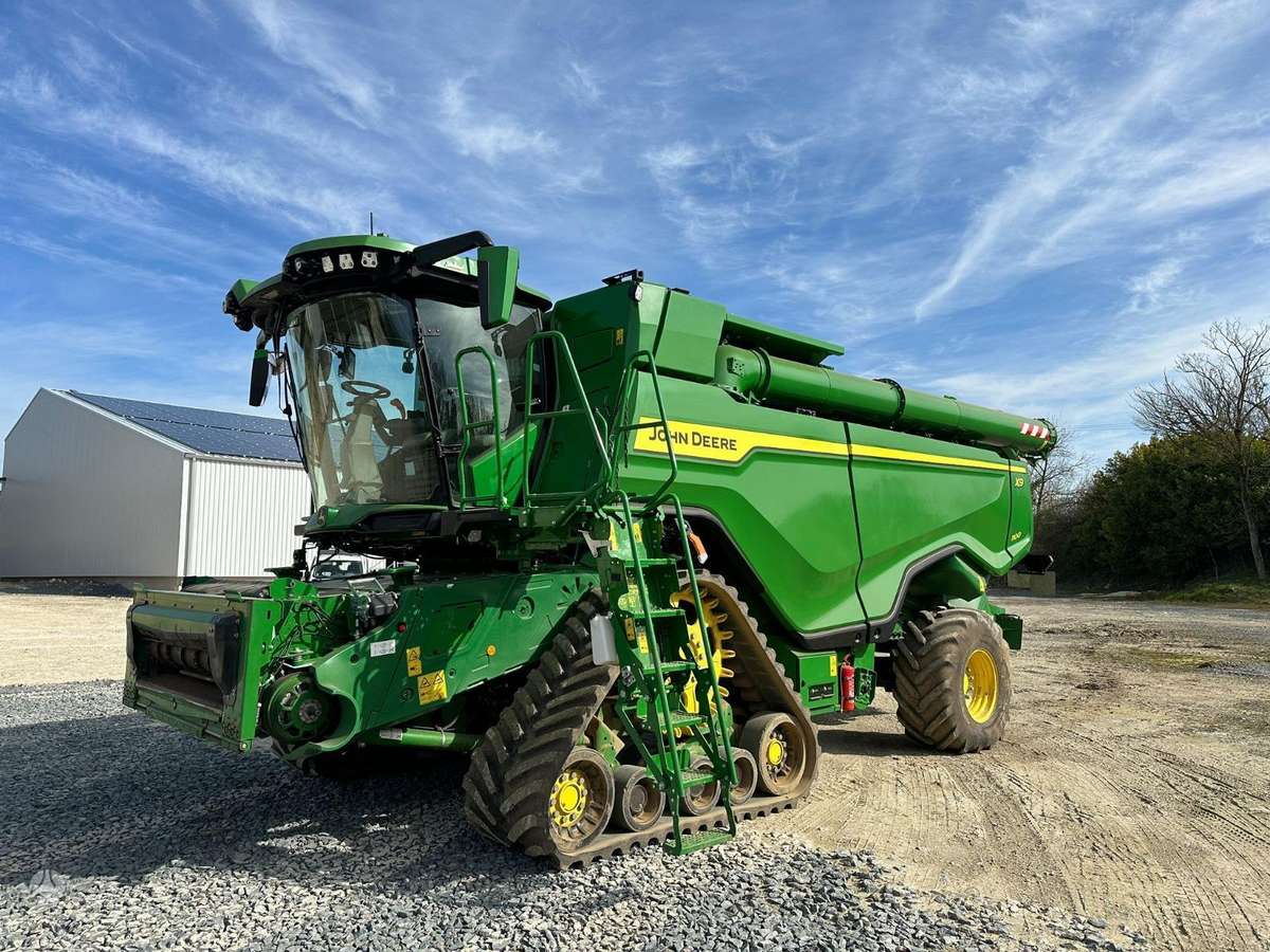 John Deere 9X1100, kombaini