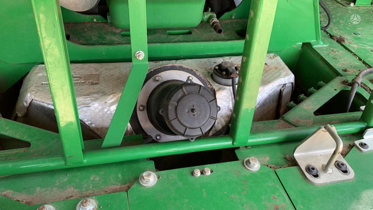 John Deere 8400, самоходные измельчители