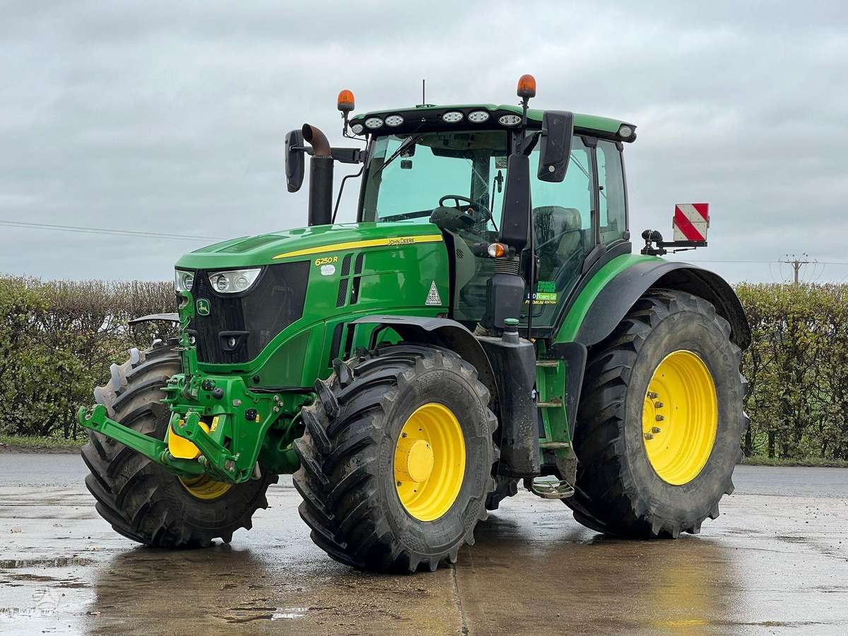 John Deere 6250R, тракторы