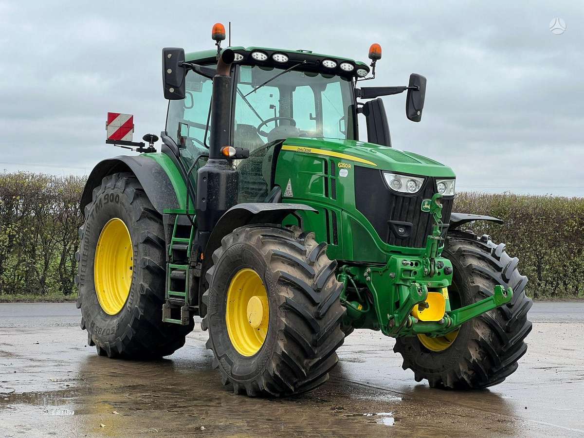 John Deere 6250R, тракторы