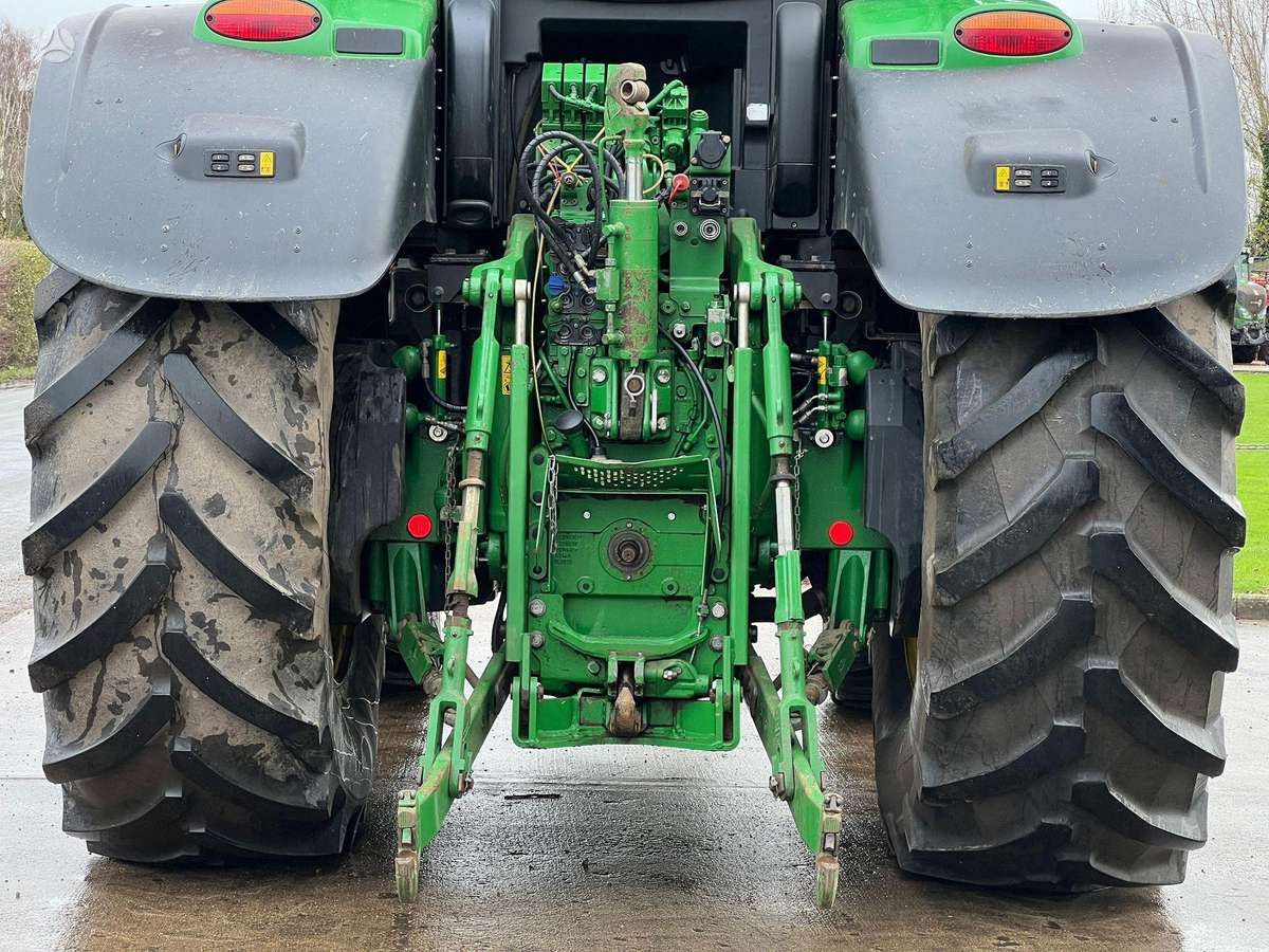 John Deere 6250R, тракторы