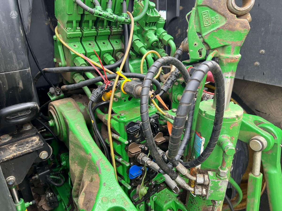 John Deere 6250R, тракторы