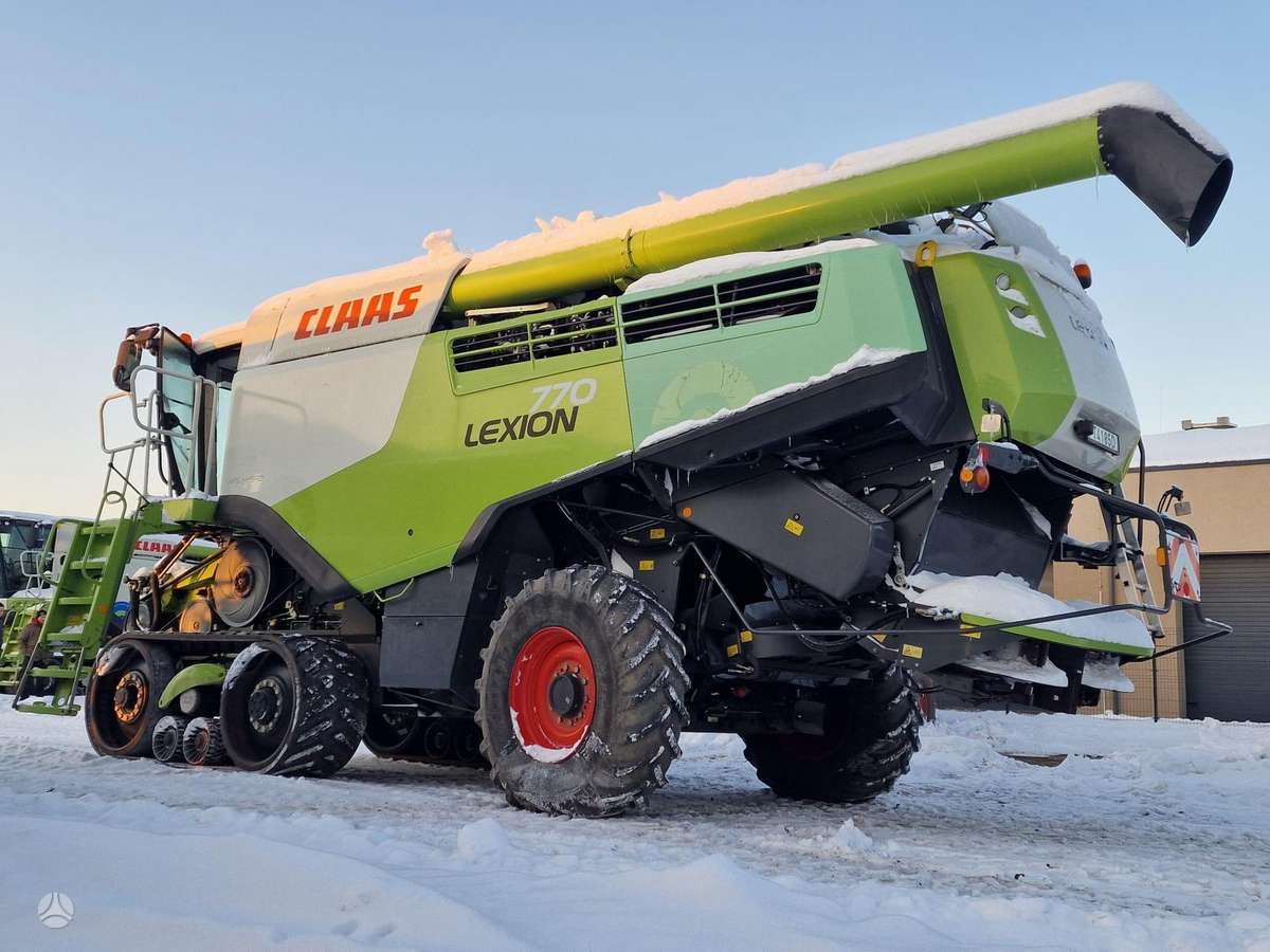 Claas LEXION 770TT, combine harvesters