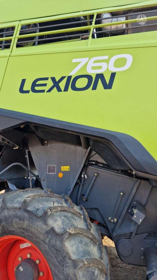 Claas Lexion 760TT, combine harvesters