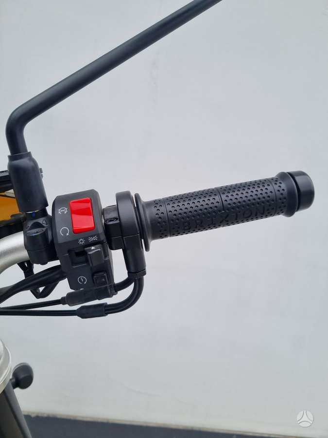 Brixton Crossfire 500 486cc, street / classic