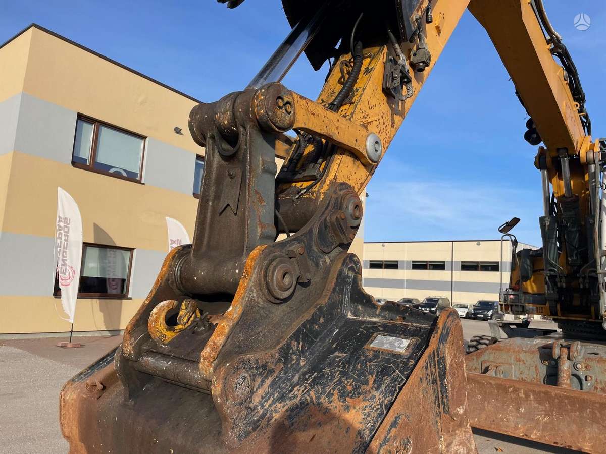 Liebherr 924 C Litronic, экскаваторы