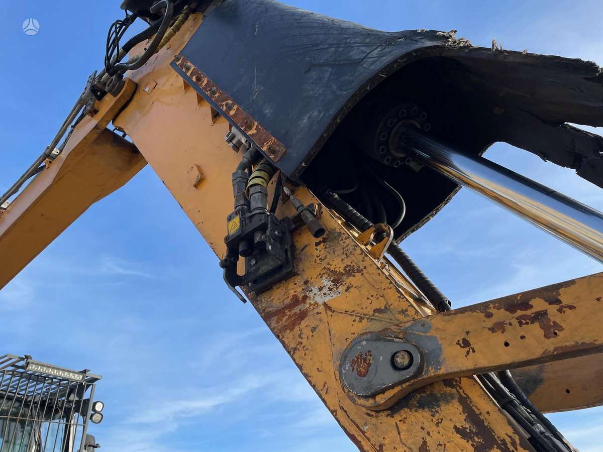 Liebherr 924 C Litronic, excavator