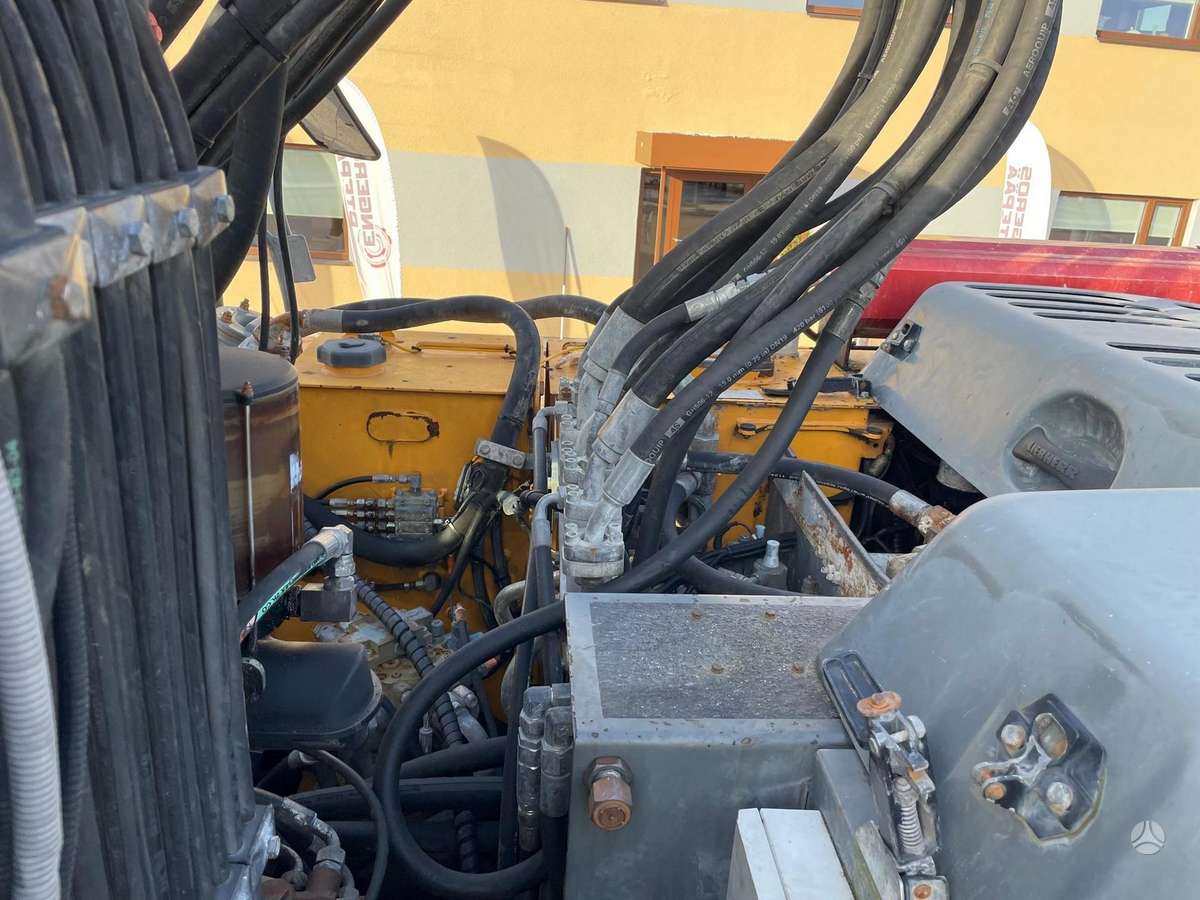 Liebherr 924 C Litronic, ekskavatoriai